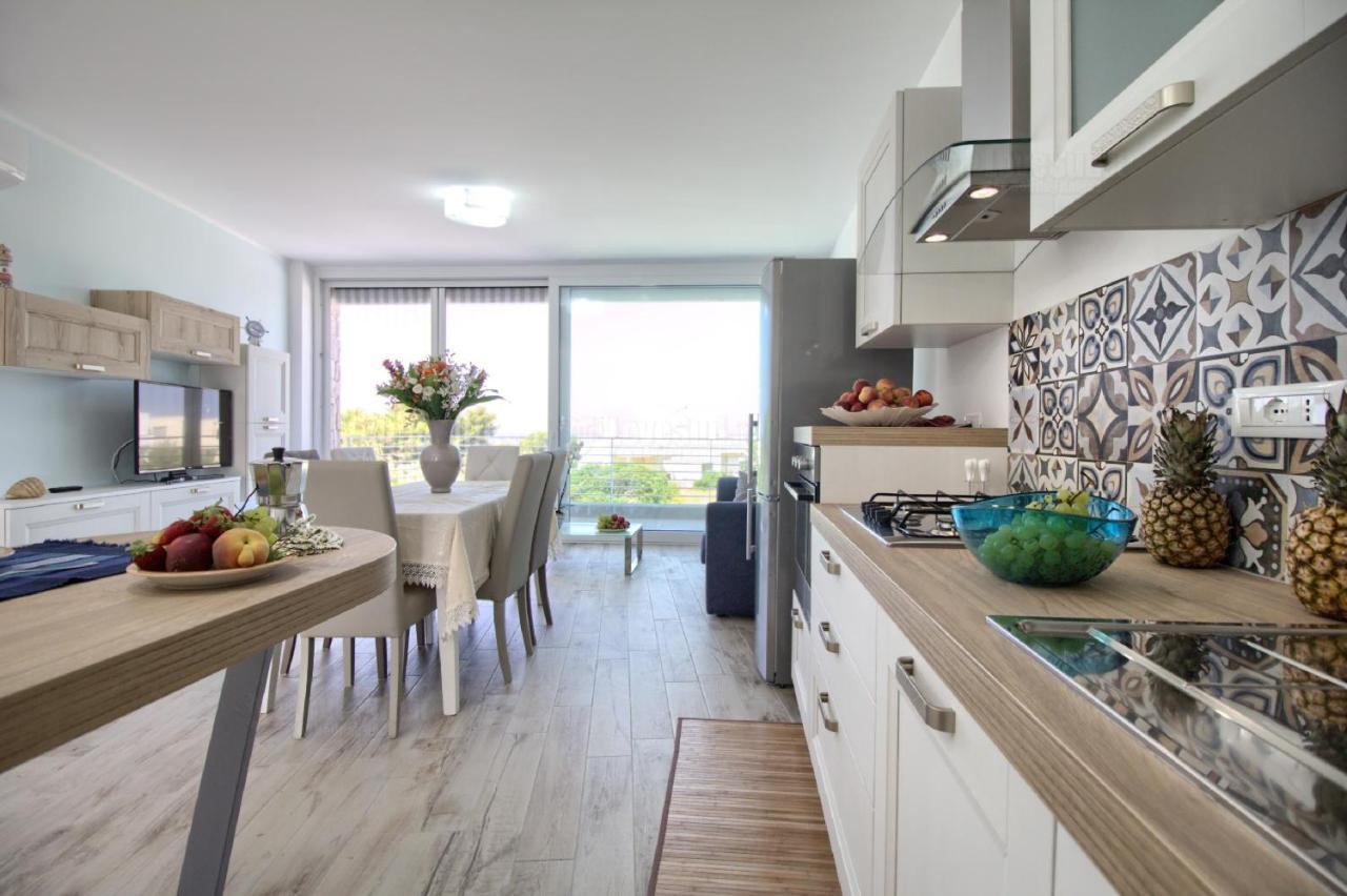 Jacuzzi Holiday Homes By Lovesud Santa Maria di Leuca Εξωτερικό φωτογραφία