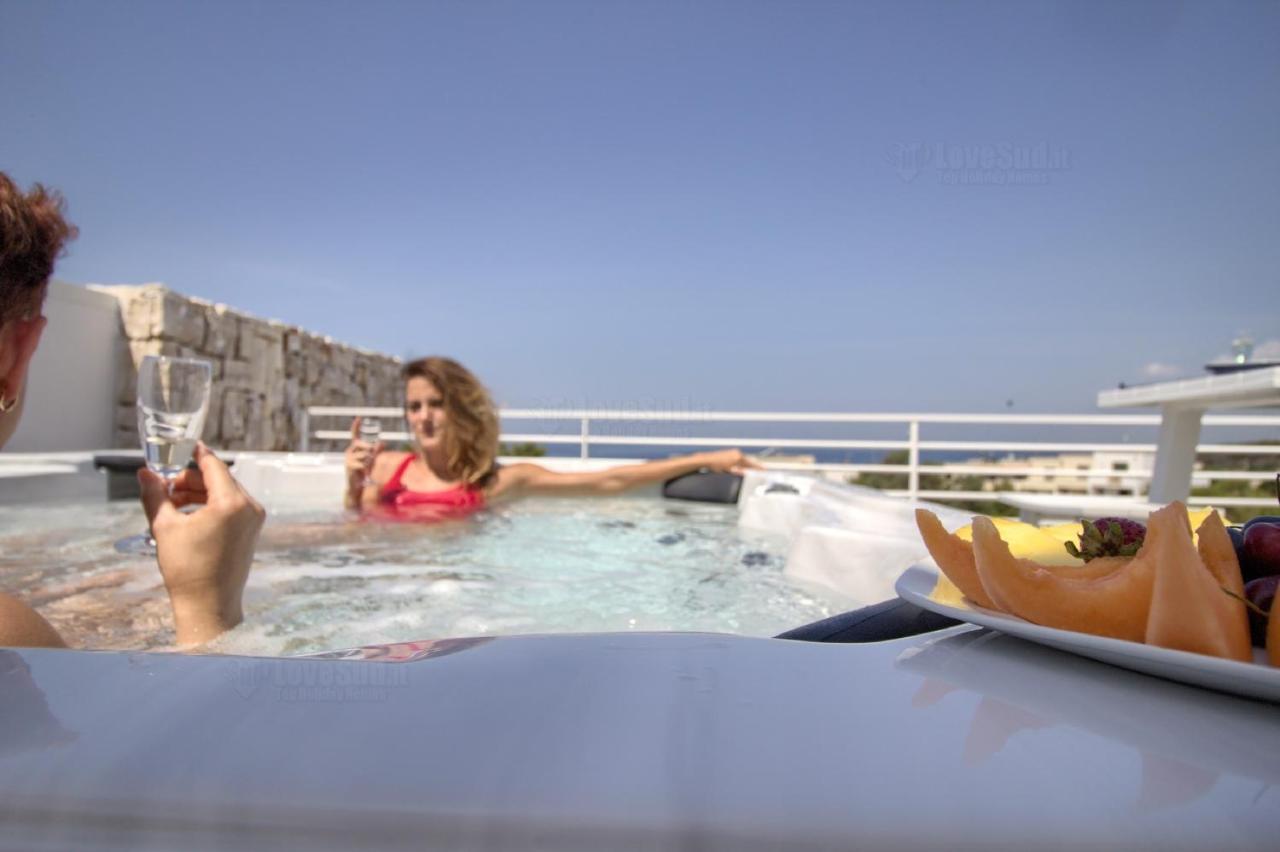 Jacuzzi Holiday Homes By Lovesud Santa Maria di Leuca Εξωτερικό φωτογραφία