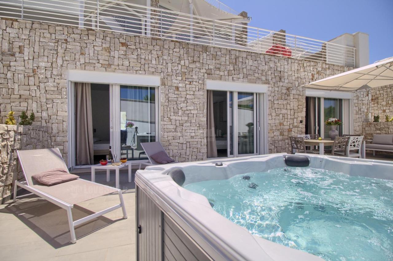 Jacuzzi Holiday Homes By Lovesud Santa Maria di Leuca Εξωτερικό φωτογραφία