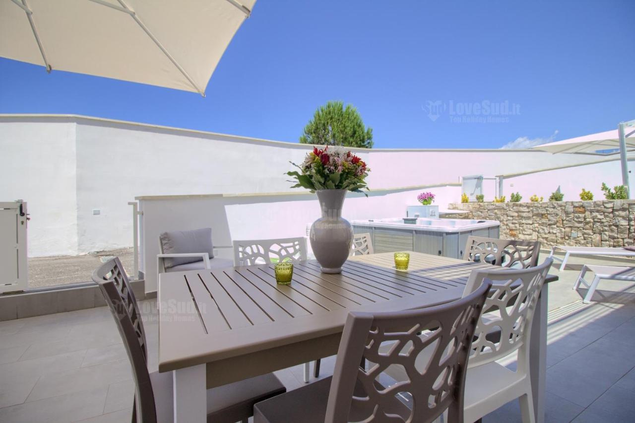 Jacuzzi Holiday Homes By Lovesud Santa Maria di Leuca Εξωτερικό φωτογραφία