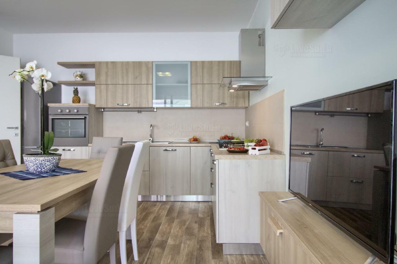 Jacuzzi Holiday Homes By Lovesud Santa Maria di Leuca Εξωτερικό φωτογραφία